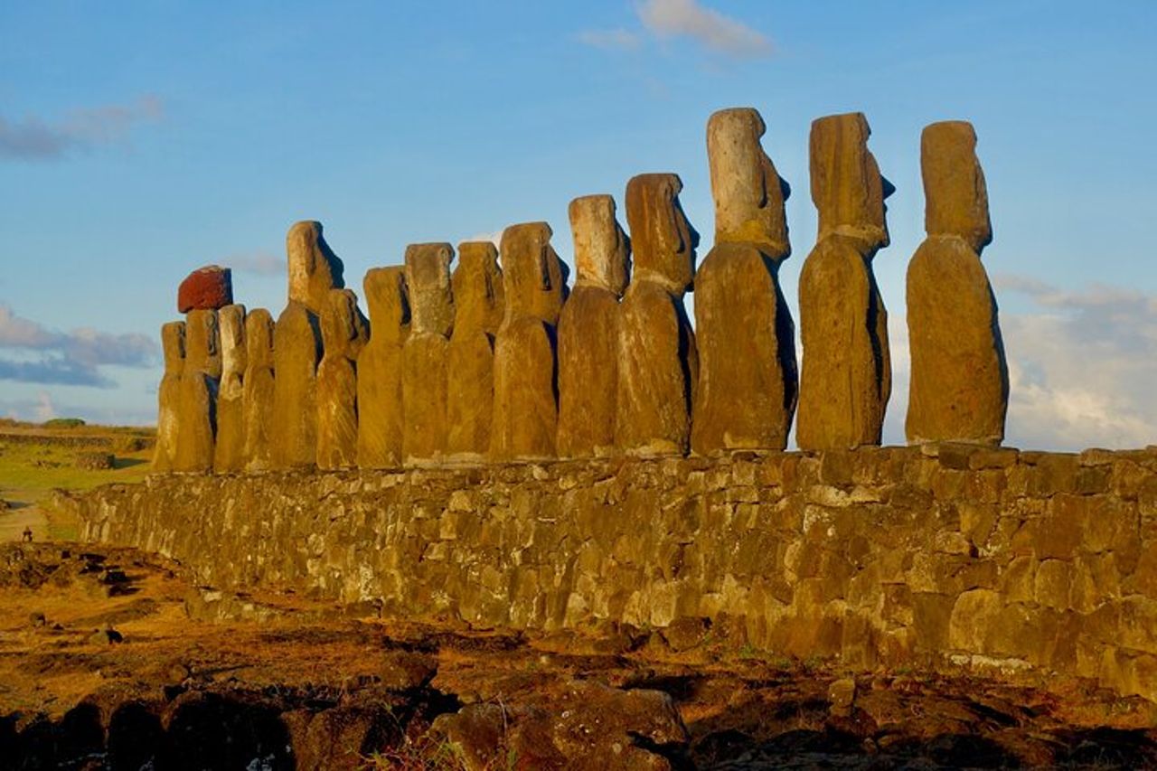 Tour di un'intera giornata a Hotu Matua da Vaihu ad Anakena — 4