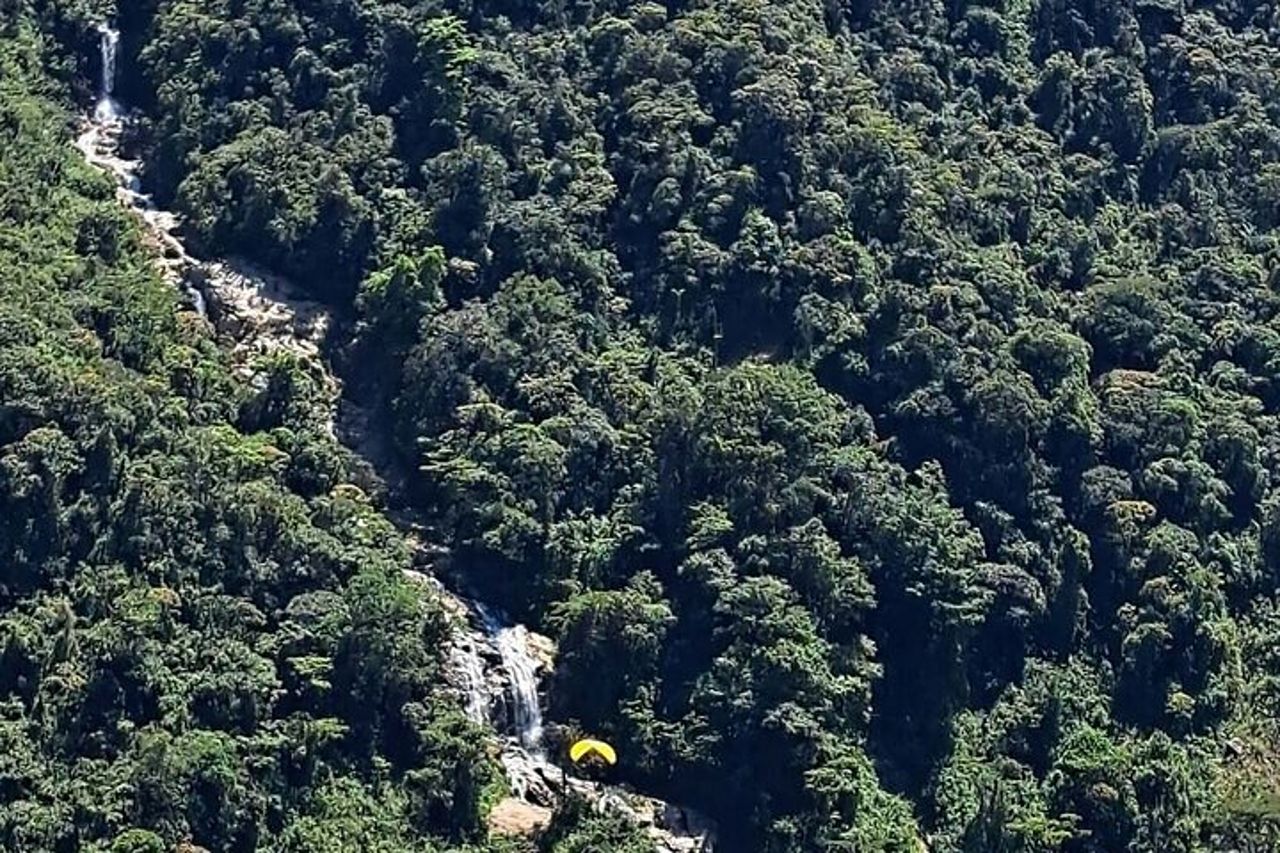 Esperienza privata di parapendio e cascata da Medellin Colombia — 7