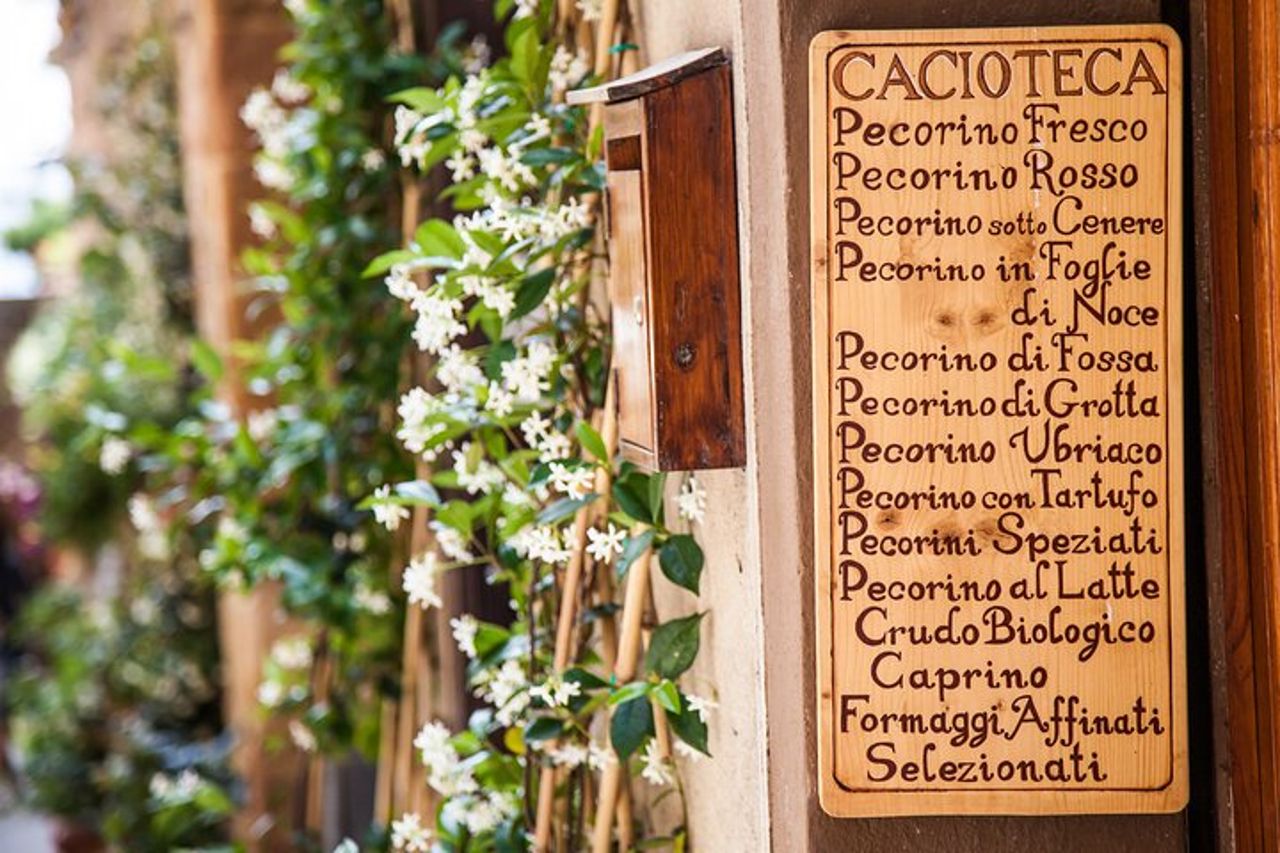 Tour Medievale a Monteriggioni e Val d'Orcia da Firenze — 9
