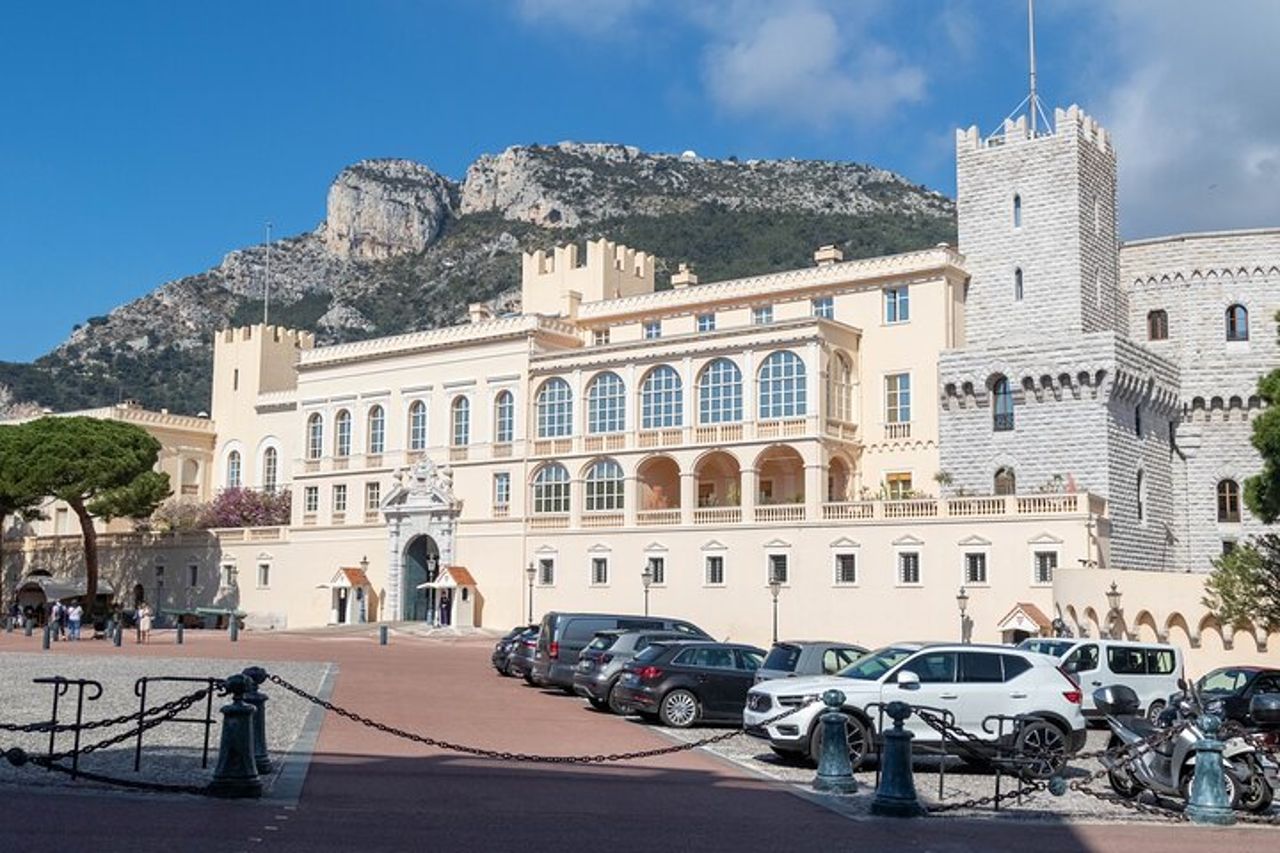 Tour privato di un'intera giornata a Monaco dal porto crocieristico di Cannes — 8