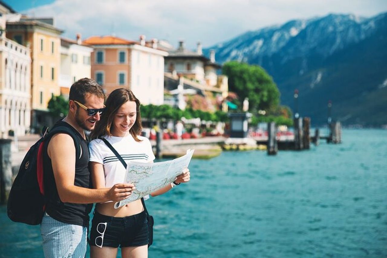 Tour privato di Sirmione incantata: un romantico viaggio nel tempo — 3