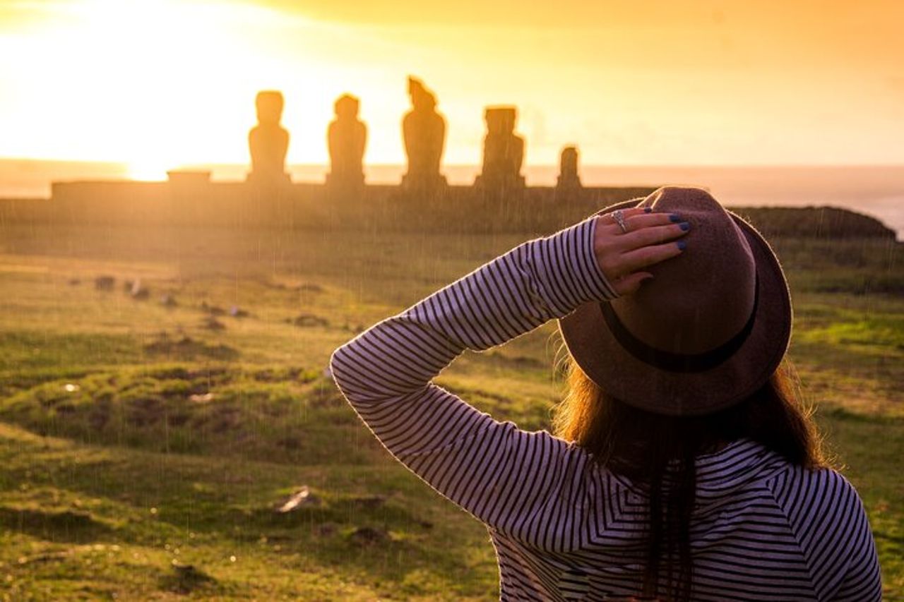 Tour di 2 giorni per piccoli gruppi nei monumenti Moai e nei percorsi storici — 2