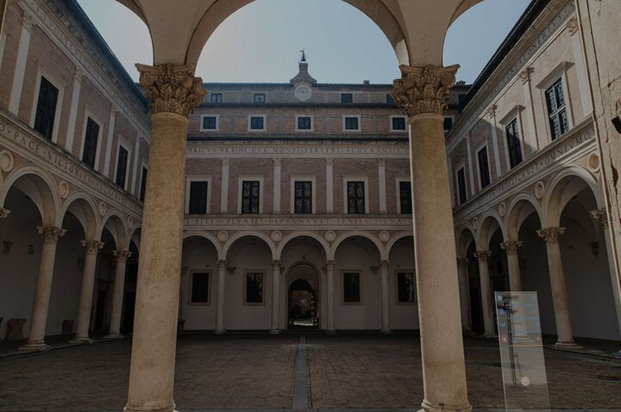 Visita guidata di gruppo del Palazzo Ducale e della Galleria Nazionale delle Marche — 6