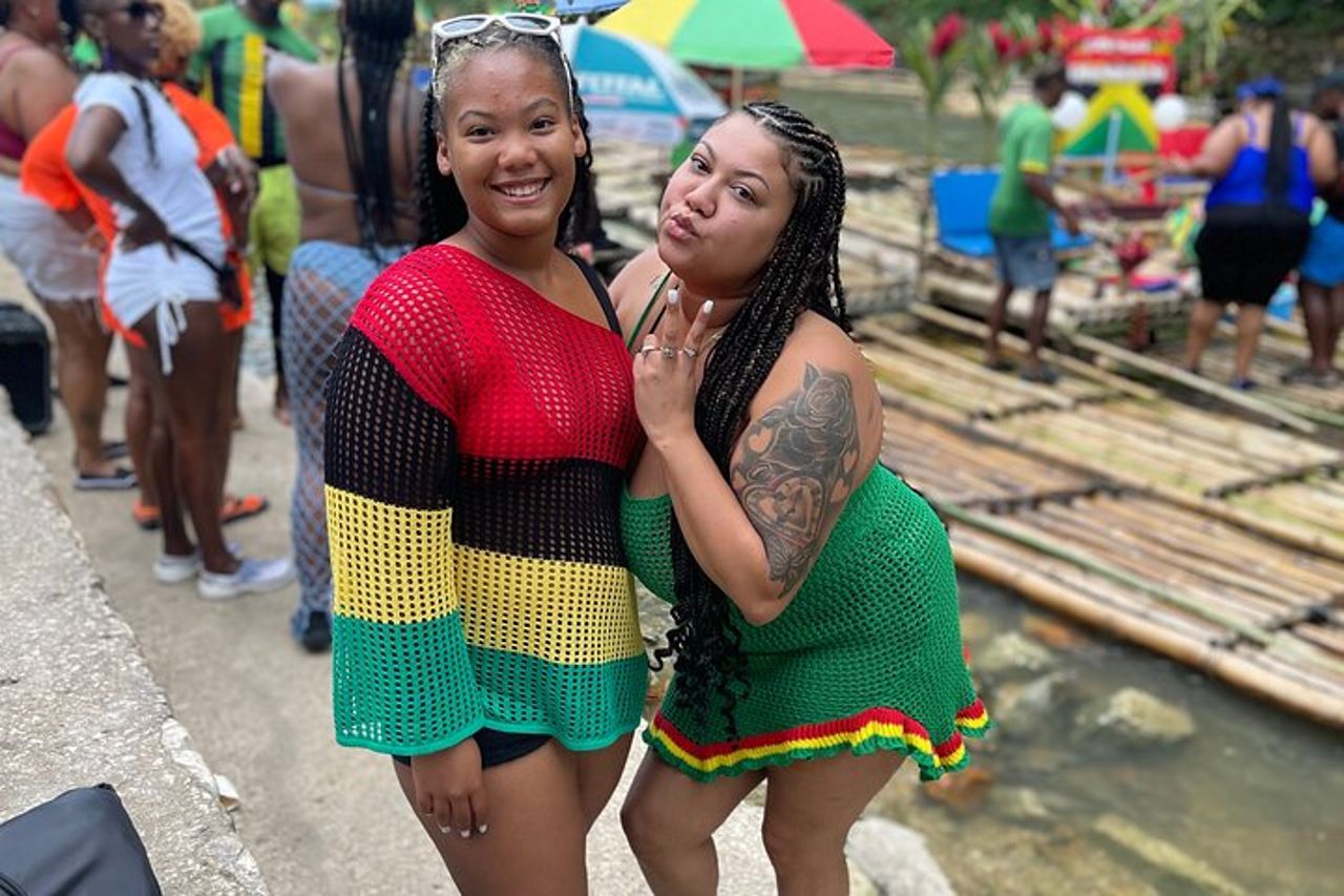 Montego Bay Calcare Massaggi & Rafting di Bambù — 7