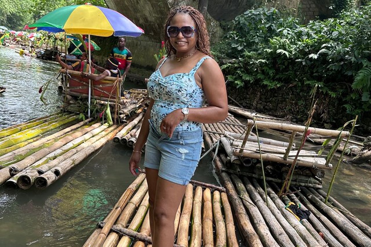 Montego Bay Calcare Massaggi & Rafting di Bambù — 9