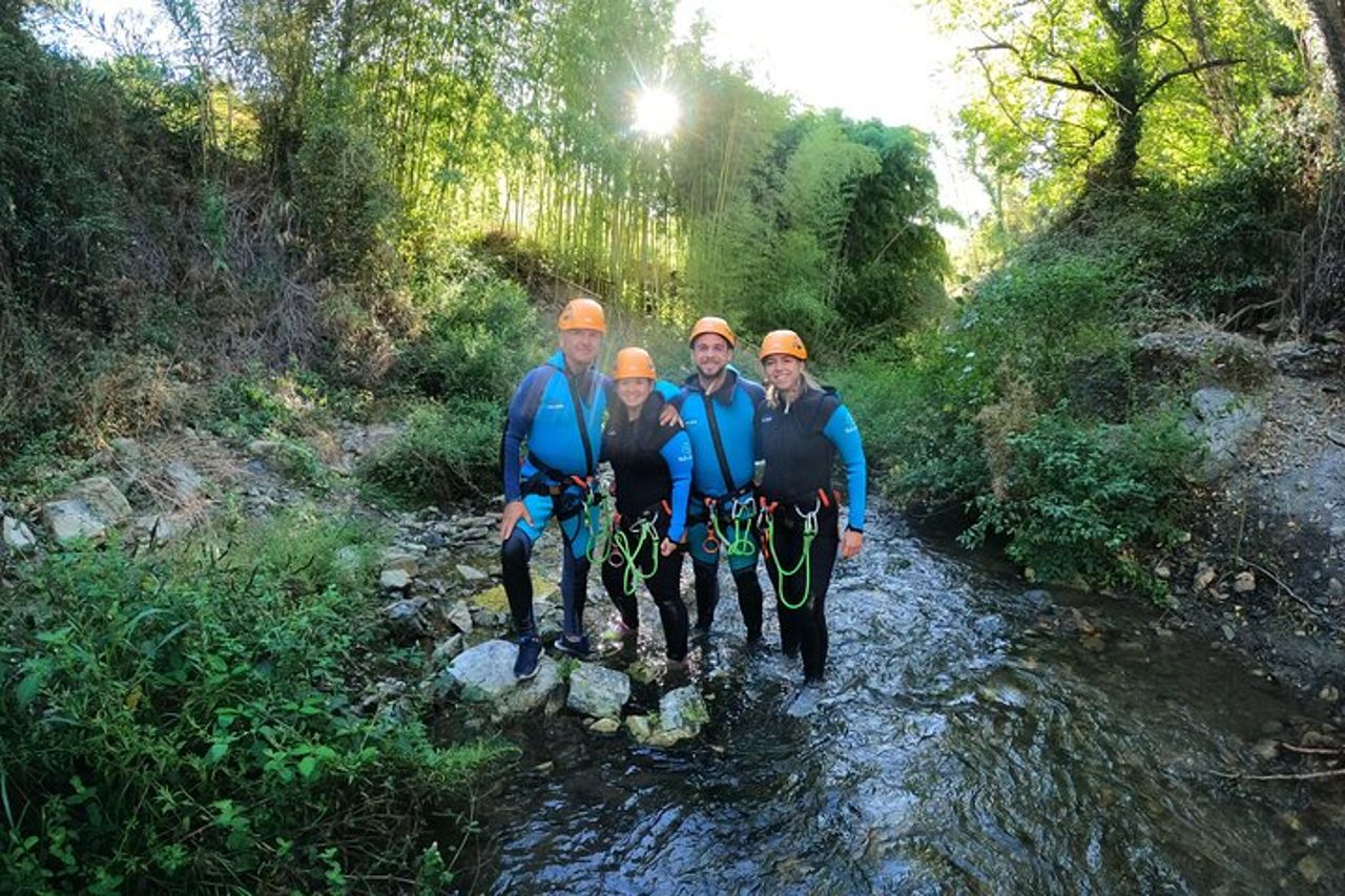 Da Marbella: tour guidato di canyoning a Sima del Diablo — 2