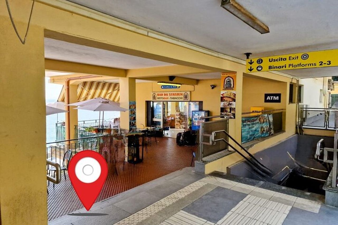 Tour a piedi delle Cinque Terre con degustazioni enogastronomiche — 2