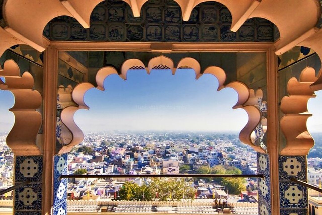 Tour panoramico privato di Udaipur in Tuk-Tuk o in auto con autista — 2