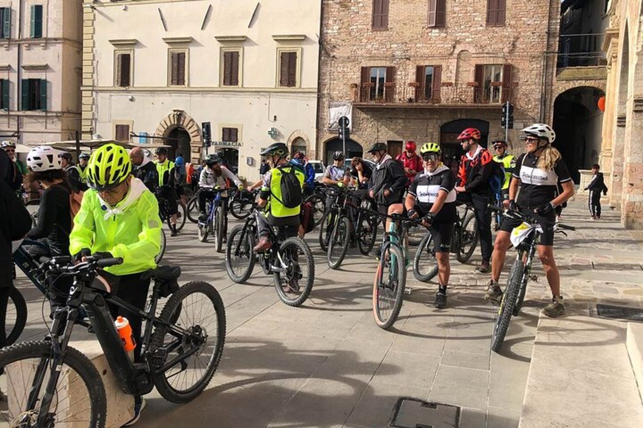 Tour Privato in E bike in Fascia Olivata Assisi Spello Foligno — 9