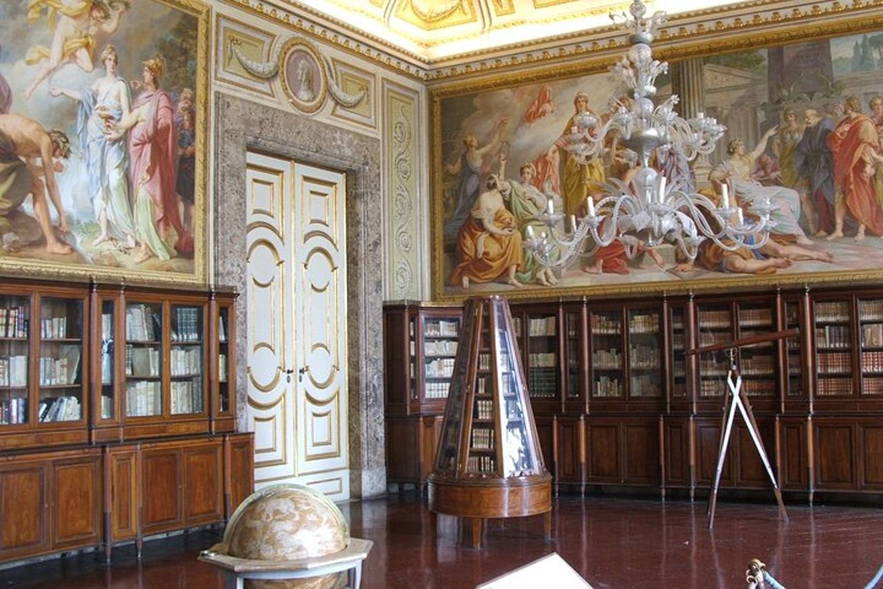 Tour in piccolo gruppo alla Reggia di Caserta — 9