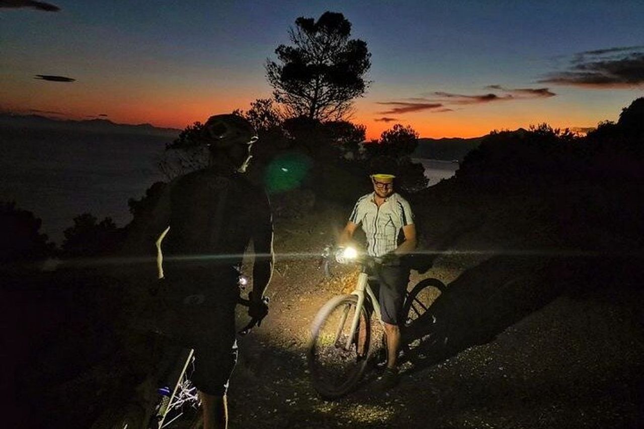 Esperienza in e-bike con Luna piena alla Costa dei Gabbiani — 9