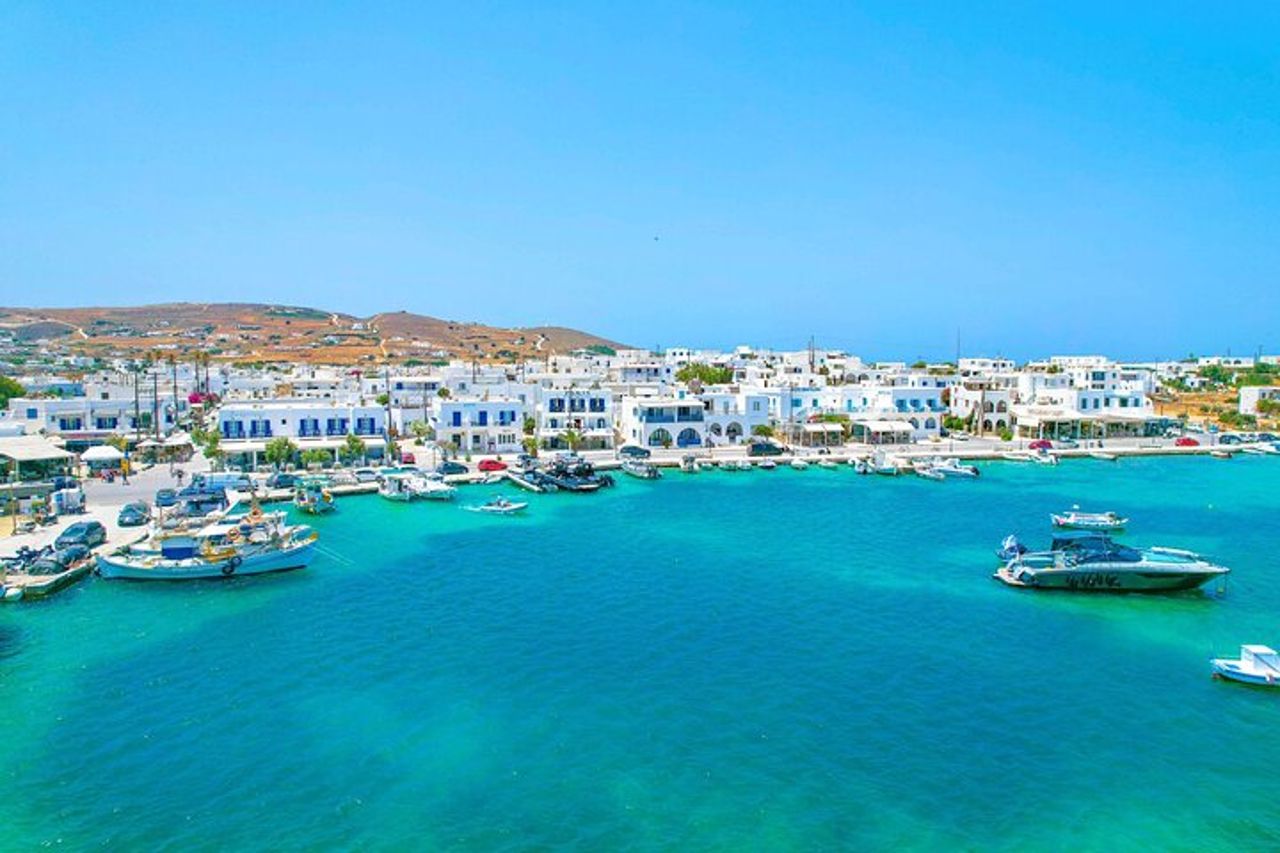 Tour guidato di scoperta di Paros e Antiparos di un'intera giornata in Inglese — 6