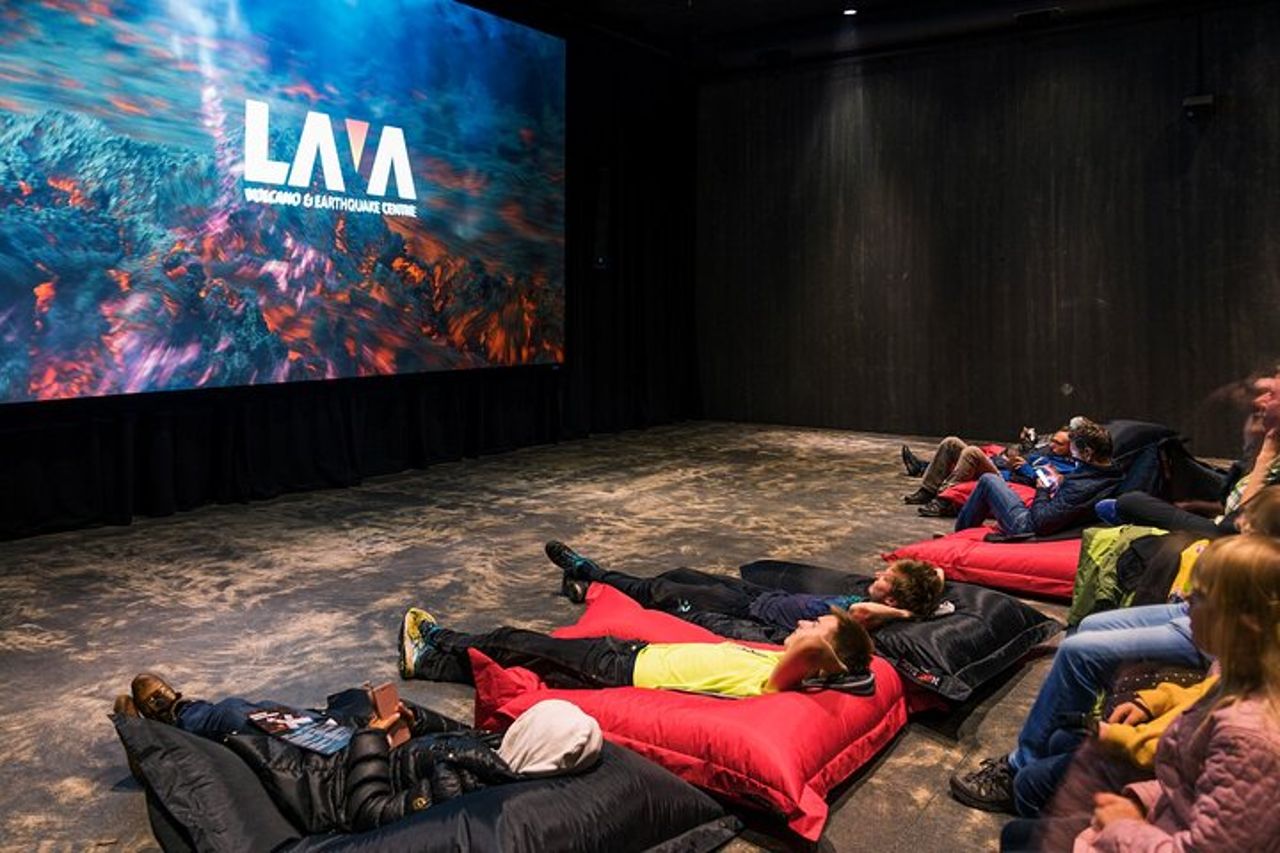 Volcano Cinema Tutte le ultime eruzioni in Islanda in qualità 4K — 2