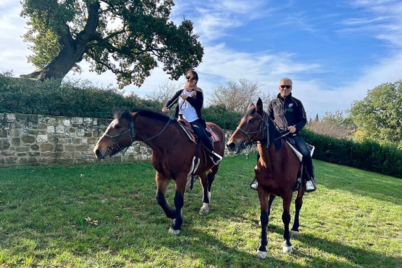Passeggiata a cavallo a Montepulciano Toscana, pranzo in fattoria — 7