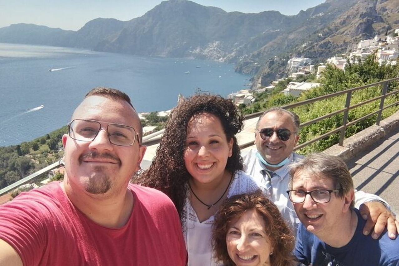 Costiera Amalfitana in Minivan -tour condiviso con pranzo leggero — 4