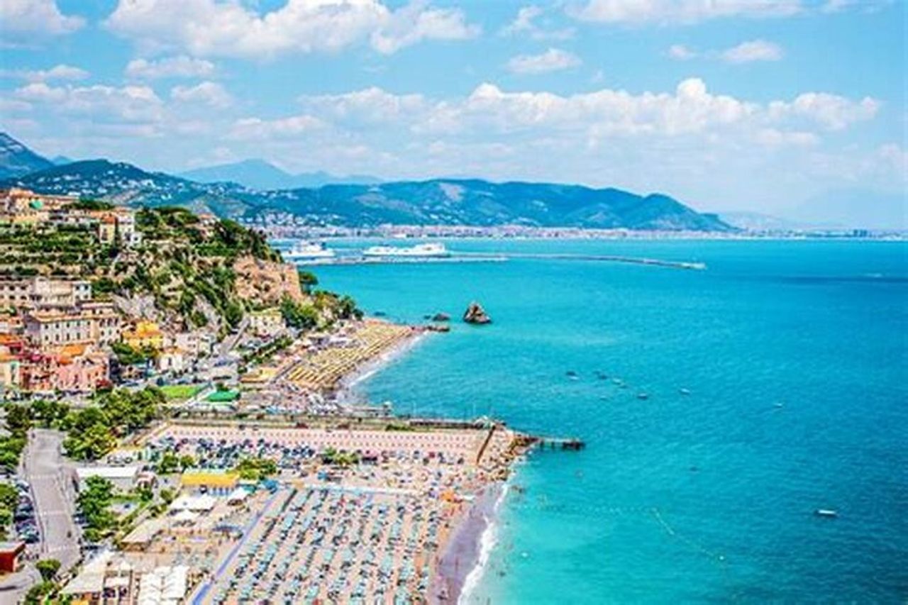 Tour storico di 10 ore in Campania — 3
