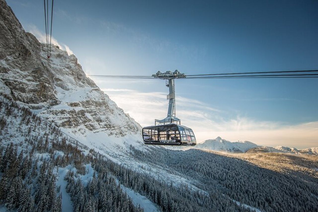 Salta la coda Tour privato deluxe di NEUSCHWANSTEIN e del monte Zugspitze — 6