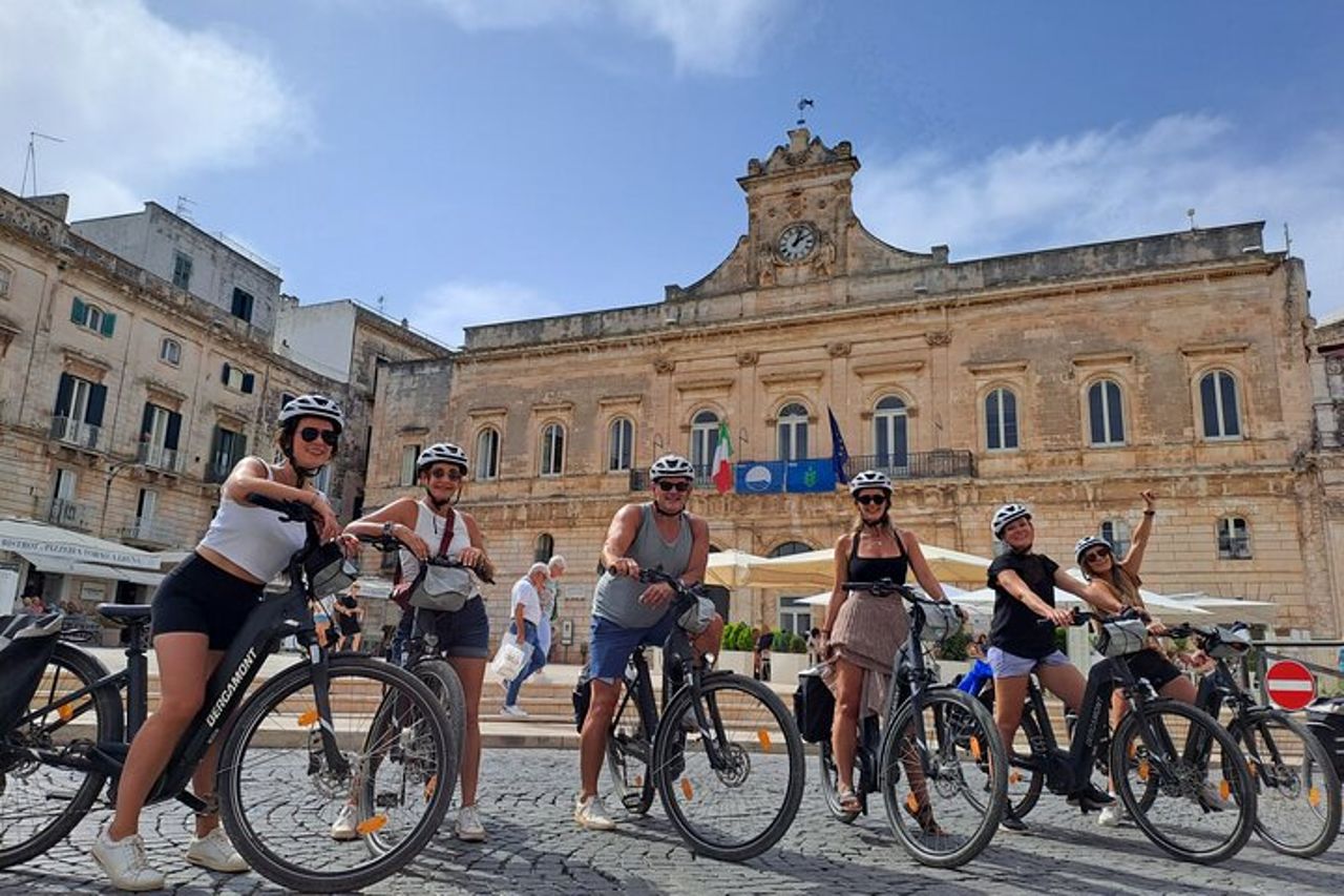 E-bike Tour a Ostuni, gli ulivi secolari e il villaggio rupestre — 6