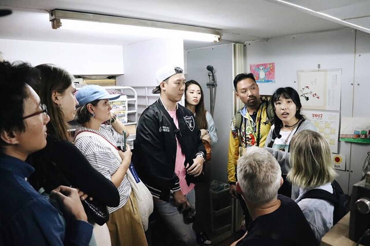 Il lato oscuro di Hong Kong - Tour a piedi delle case in gabbia di Kowloon — 5