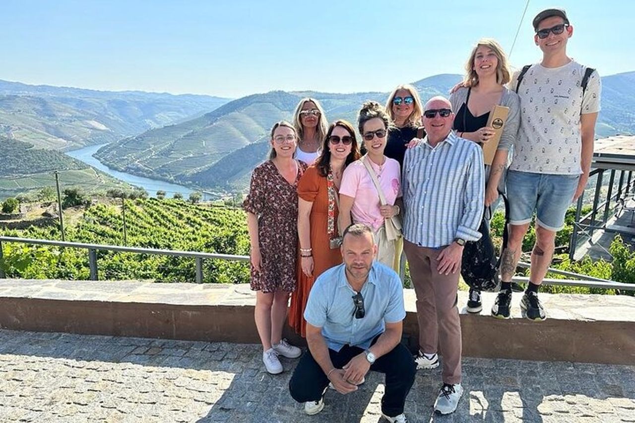 Valle del Douro con due aziende vinicole, gita in barca e pranzo da Porto — 9