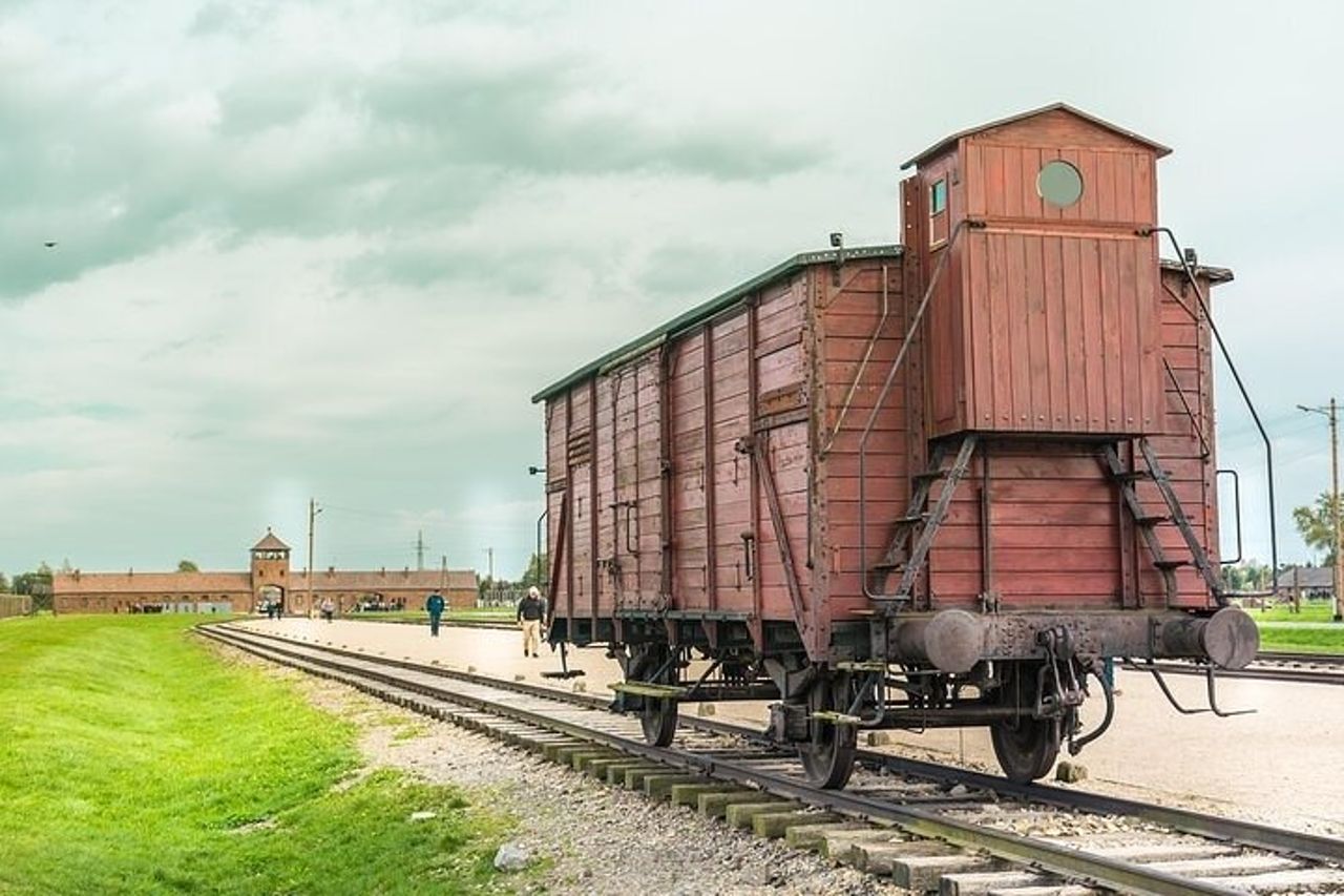 Auschwitz-Birkenau e miniera di sale con trasporto privato — 3
