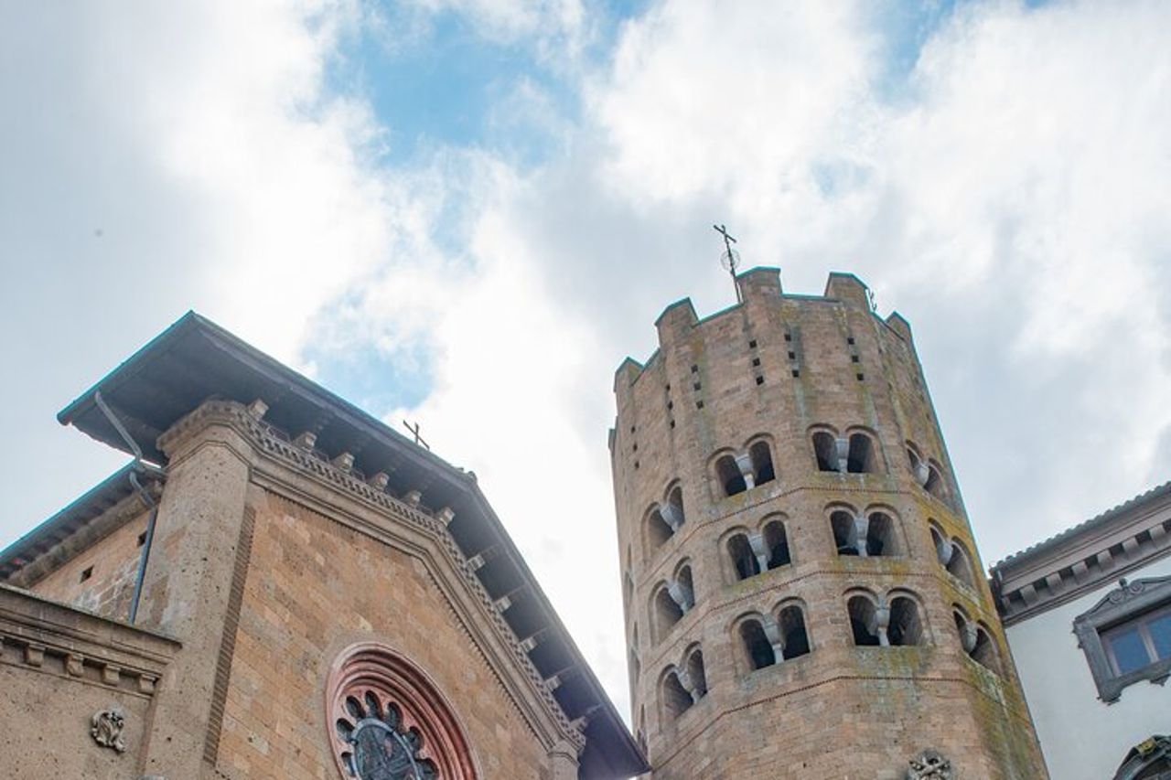 Tour di Orvieto e visita del Duomo con una guida ufficiale — 6