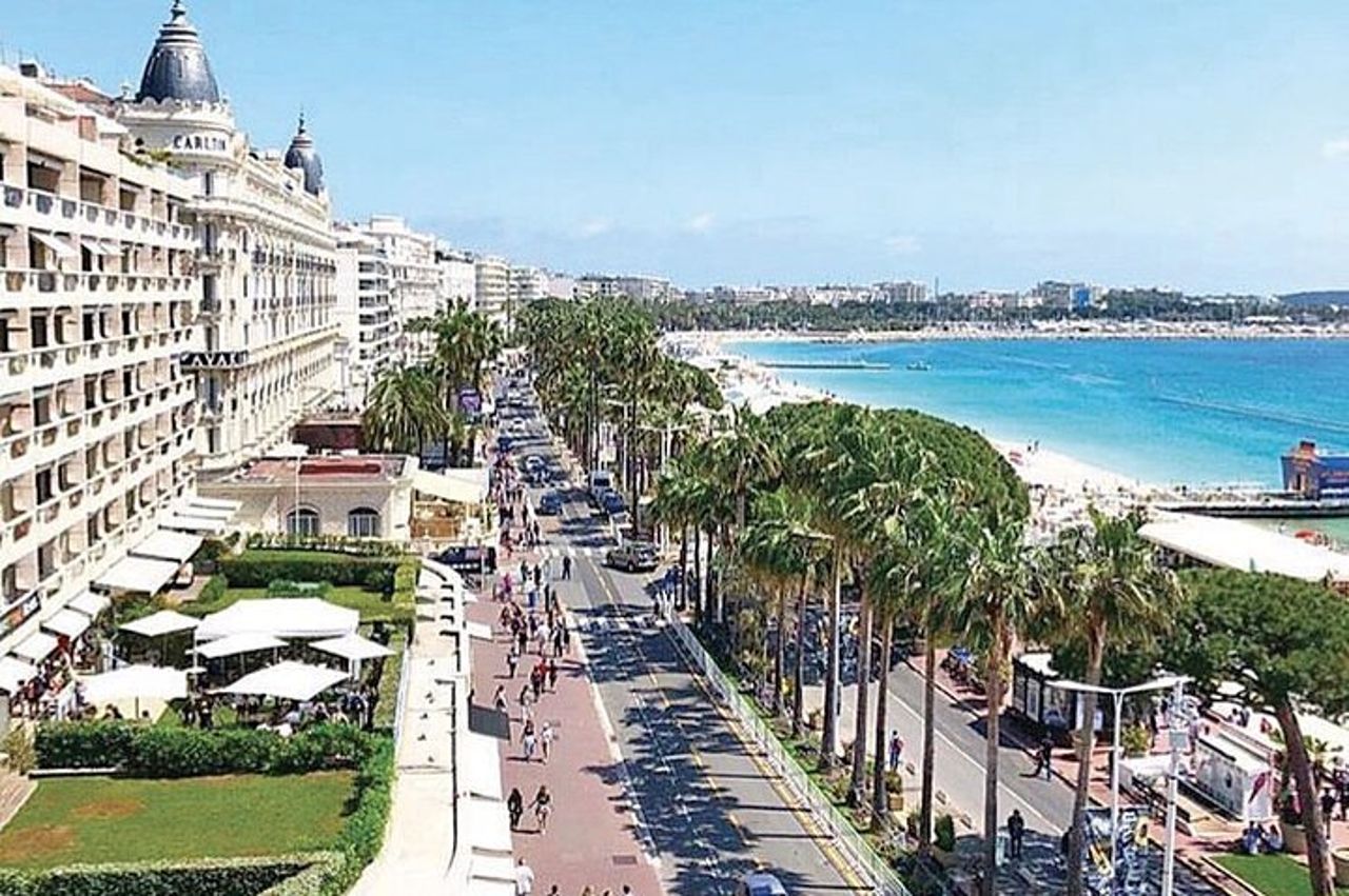 Tour guidato condiviso di mezza giornata a Cannes e Antibes — 4