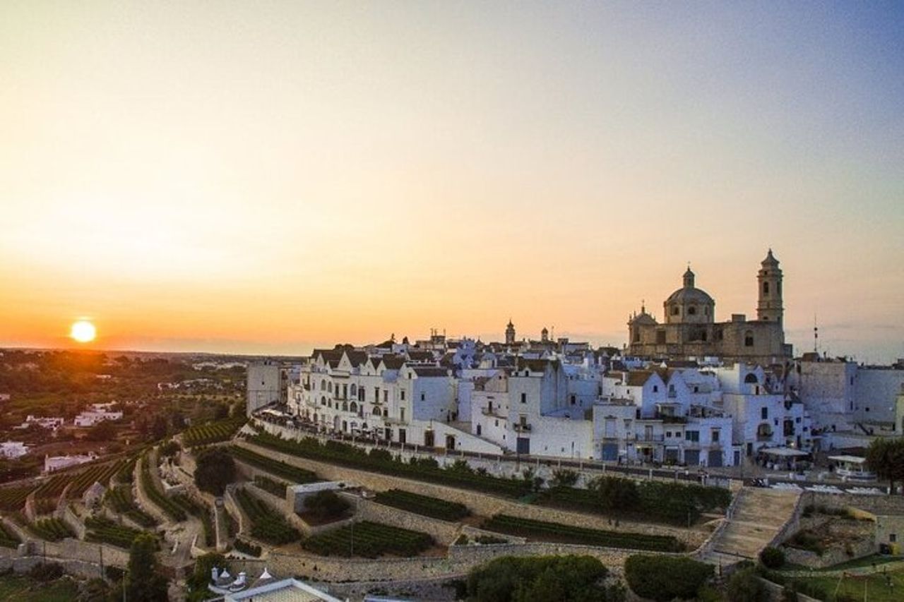 Ostuni, Cisternino e locorotondo tour durata 8 ore — 3