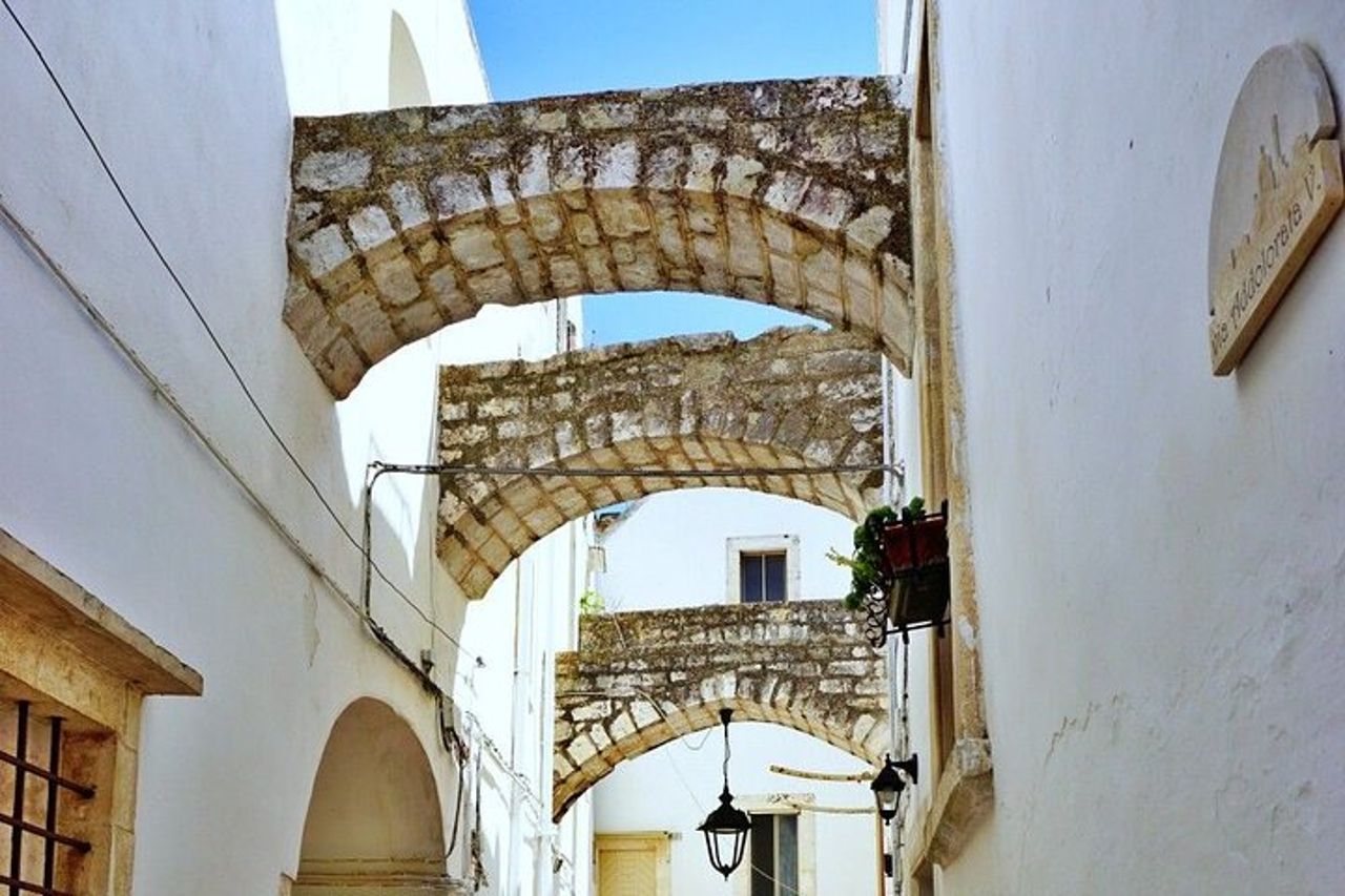 Ostuni, Cisternino e locorotondo tour durata 8 ore — 5