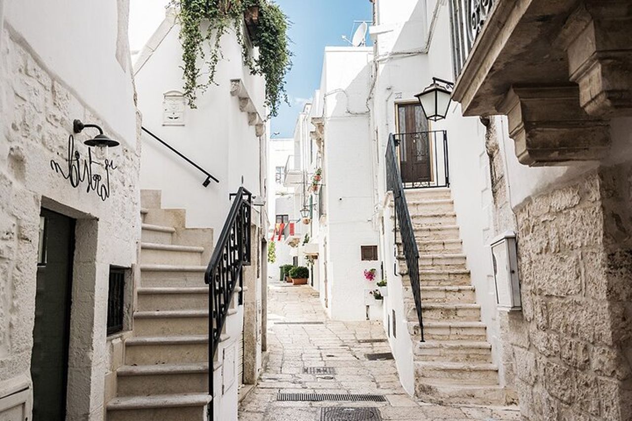 Ostuni, Cisternino e locorotondo tour durata 8 ore — 6