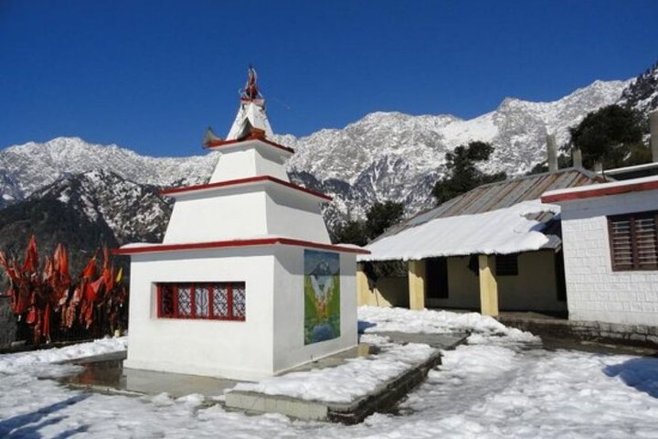 Escursione guidata di un giorno al tempio Guna Devi da Mcleodganj — 6