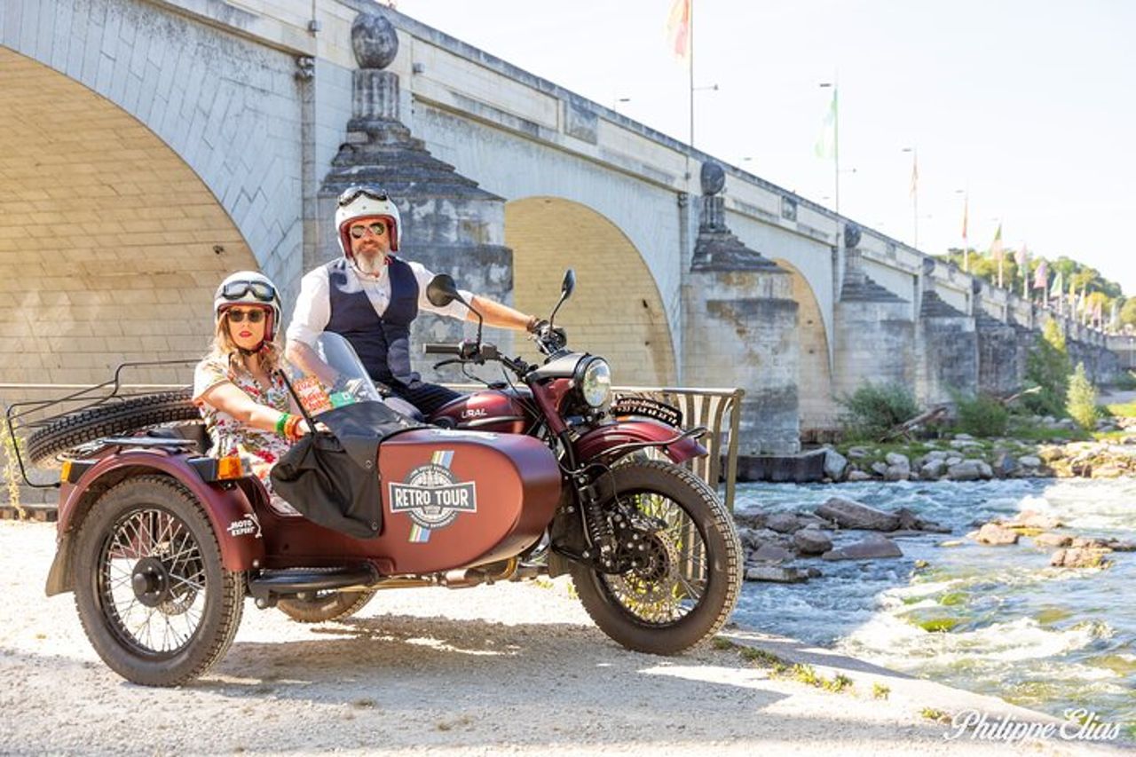 Tour di mezza giornata in sidecar da Tours — 3