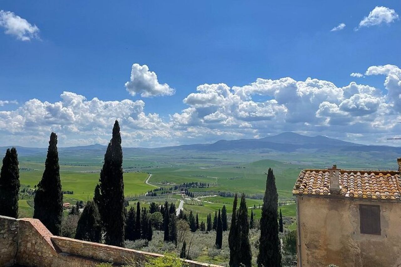 Tour del vino Brunello della Val d'Orcia con Montalcino e Montepulciano — 4