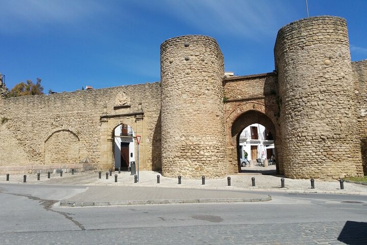 Scopri Ronda: porte, ponti, arene e luoghi storici — 2