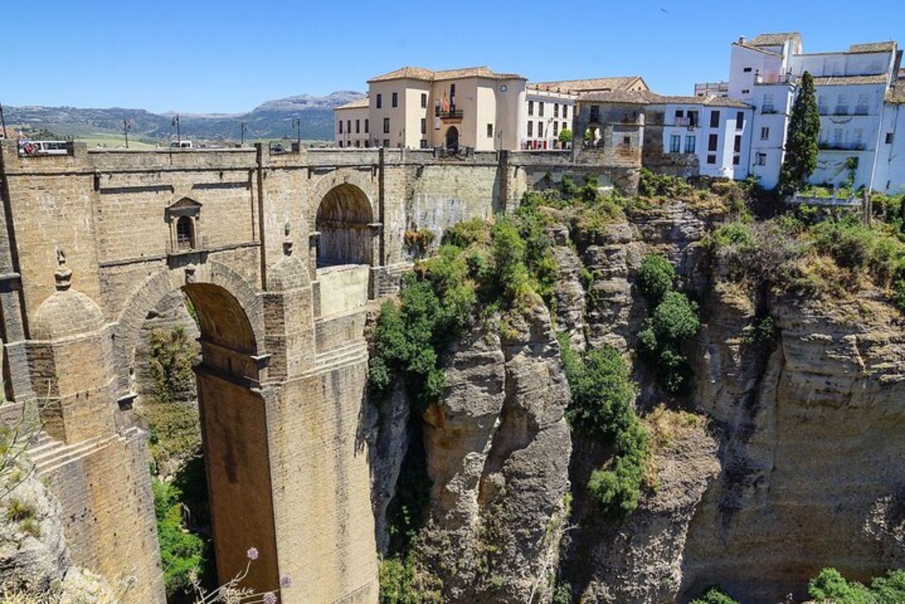 Scopri Ronda: porte, ponti, arene e luoghi storici — 7