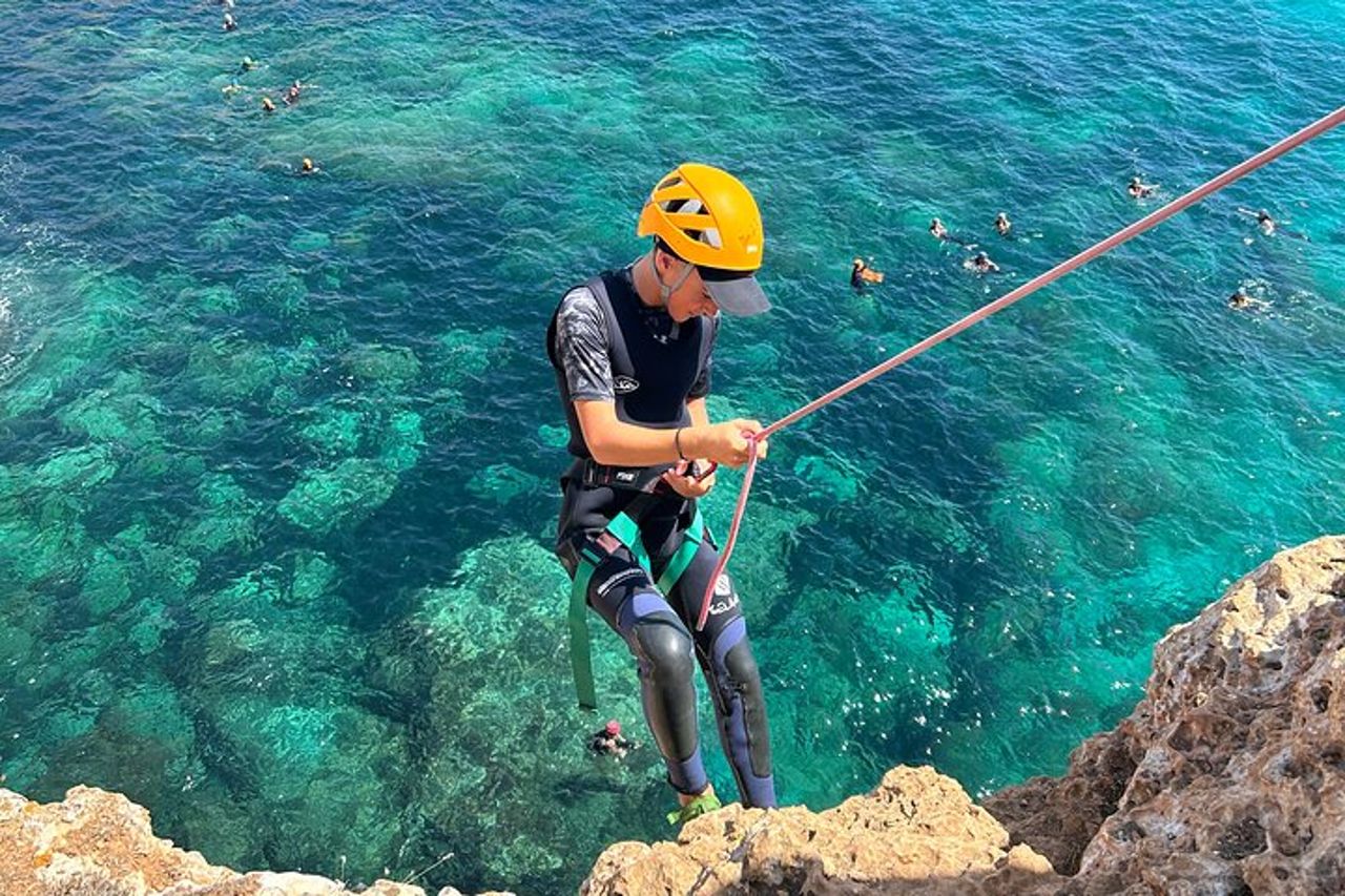 Avventura nella grotta d'acqua di Cala Romantica — 4