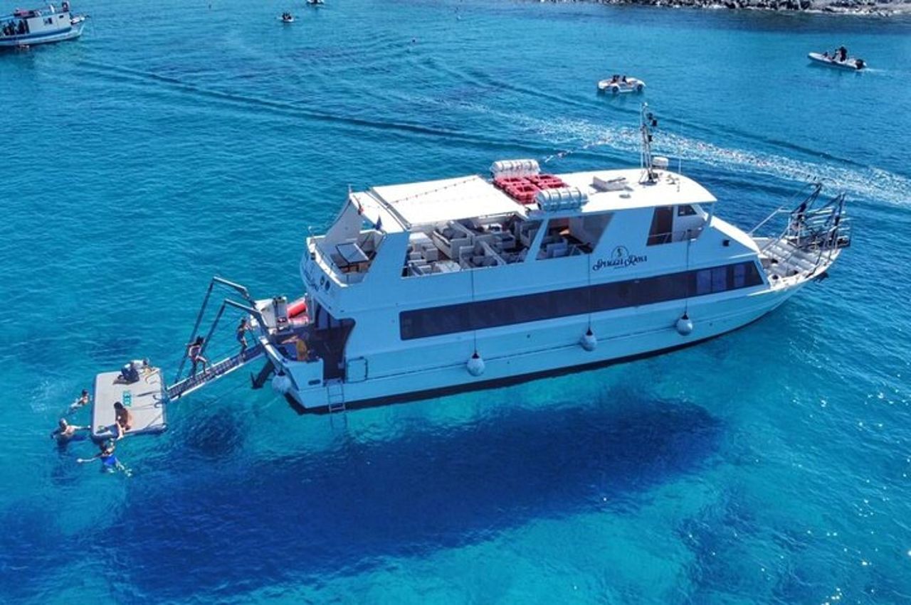 Tour barca Tropea Capo Vaticano con aperitivo snorkeling mattina — 2