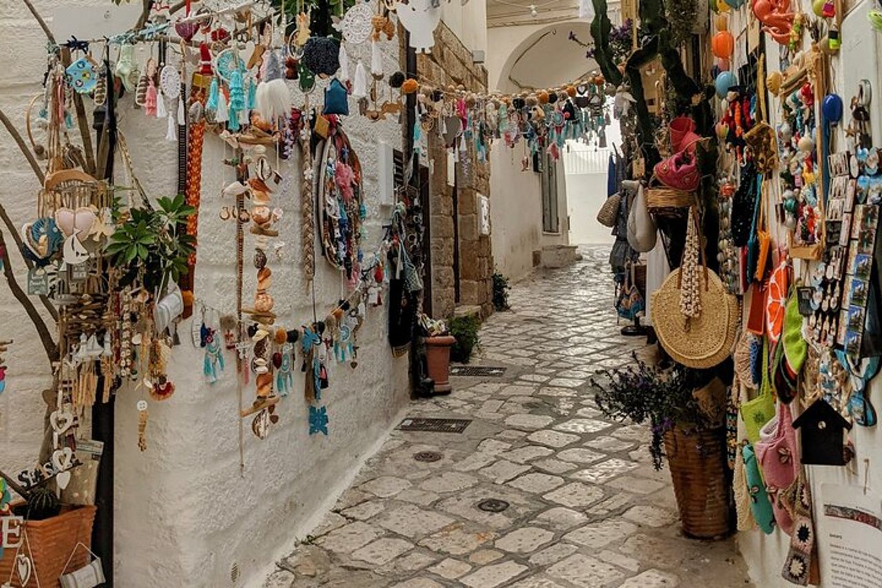 Da Bari: Visita Polignano a Mare e Alberobello — 8