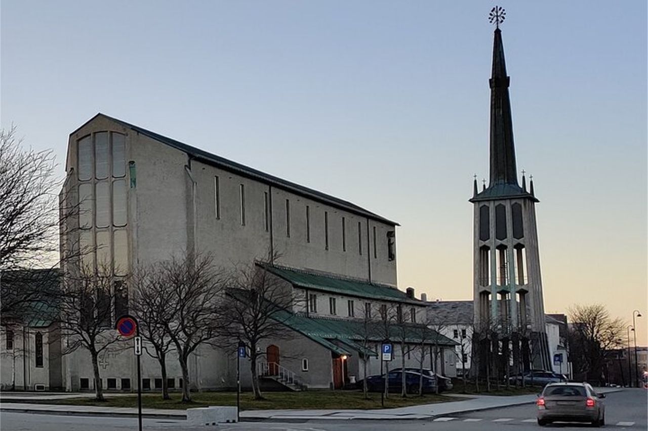 Centro di Bodø: un tour a piedi autoguidato nella Norvegia settentrionale — 3