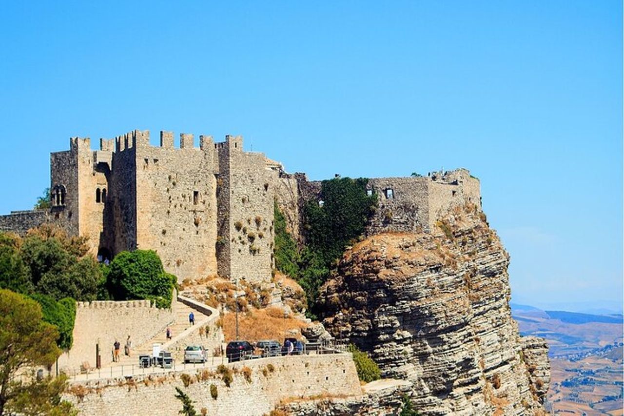 Erice e Marsala: sale, olio d'oliva e vino con pranzo incluso — 5