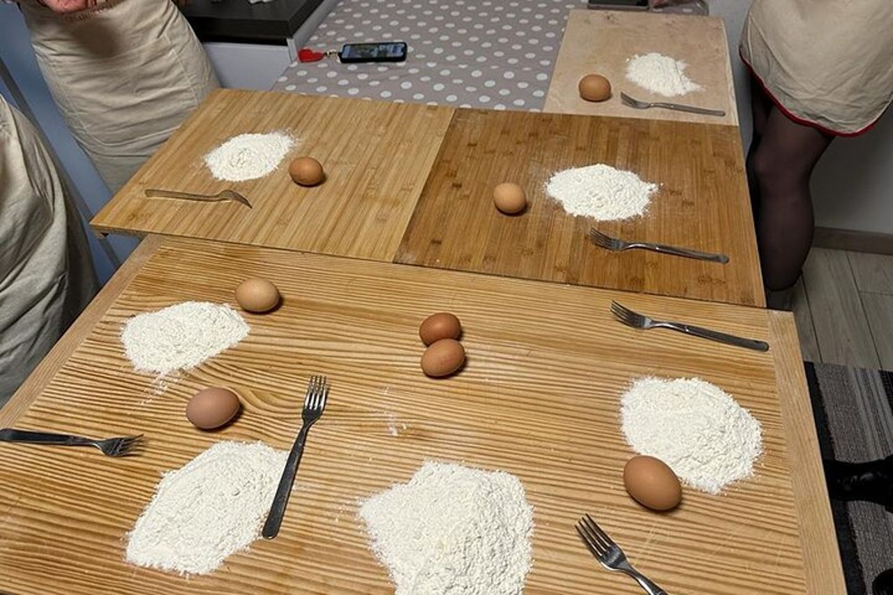 Cucina casalinga tradizionale a Modena,Tagliatelle, Tortelloni & Vino — 7