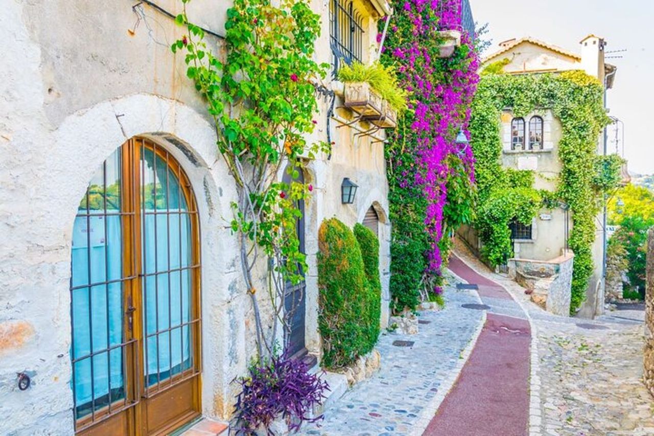 Escursione a terra a Grasse, Antibes, St Paul de Vence da Cannes — 4