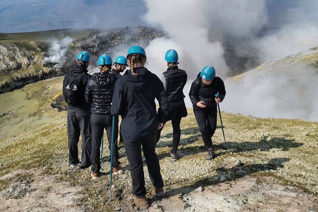 Etna Nord: Trekking guidato ai crateri del vulcano sommitale — 8