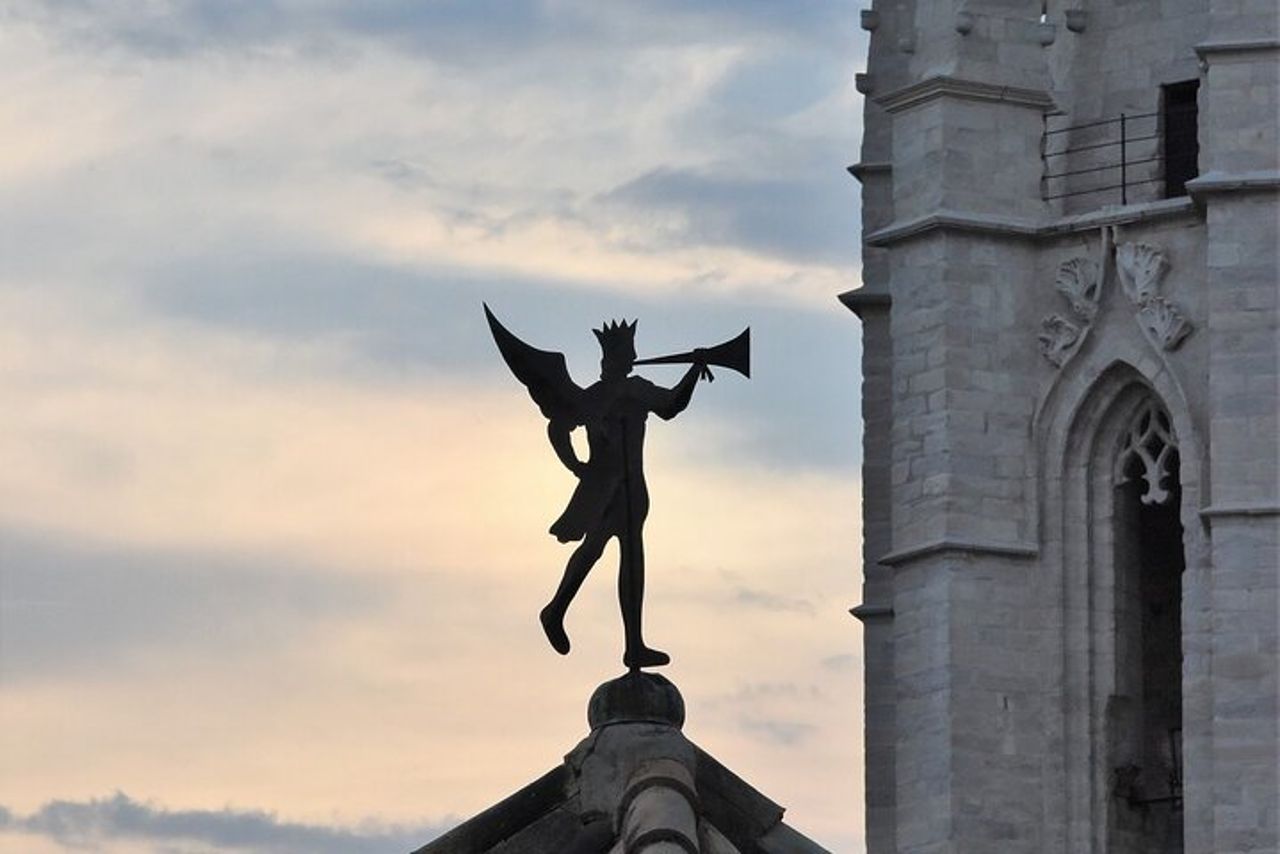 Esplora Girona : Cattedrale, Ponte Eiffel, Mura della città e siti cinematografici — 6