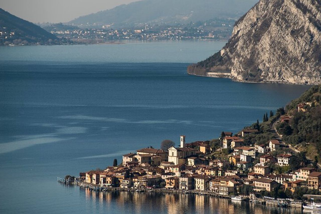 Esperienza VIP al Lago d'Iseo e degustazione di vini Franciacorta — 5