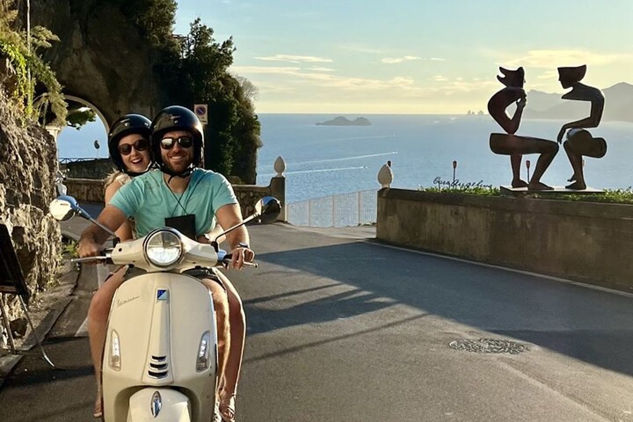 Avventura in Vespa privata in Costiera Amalfitana