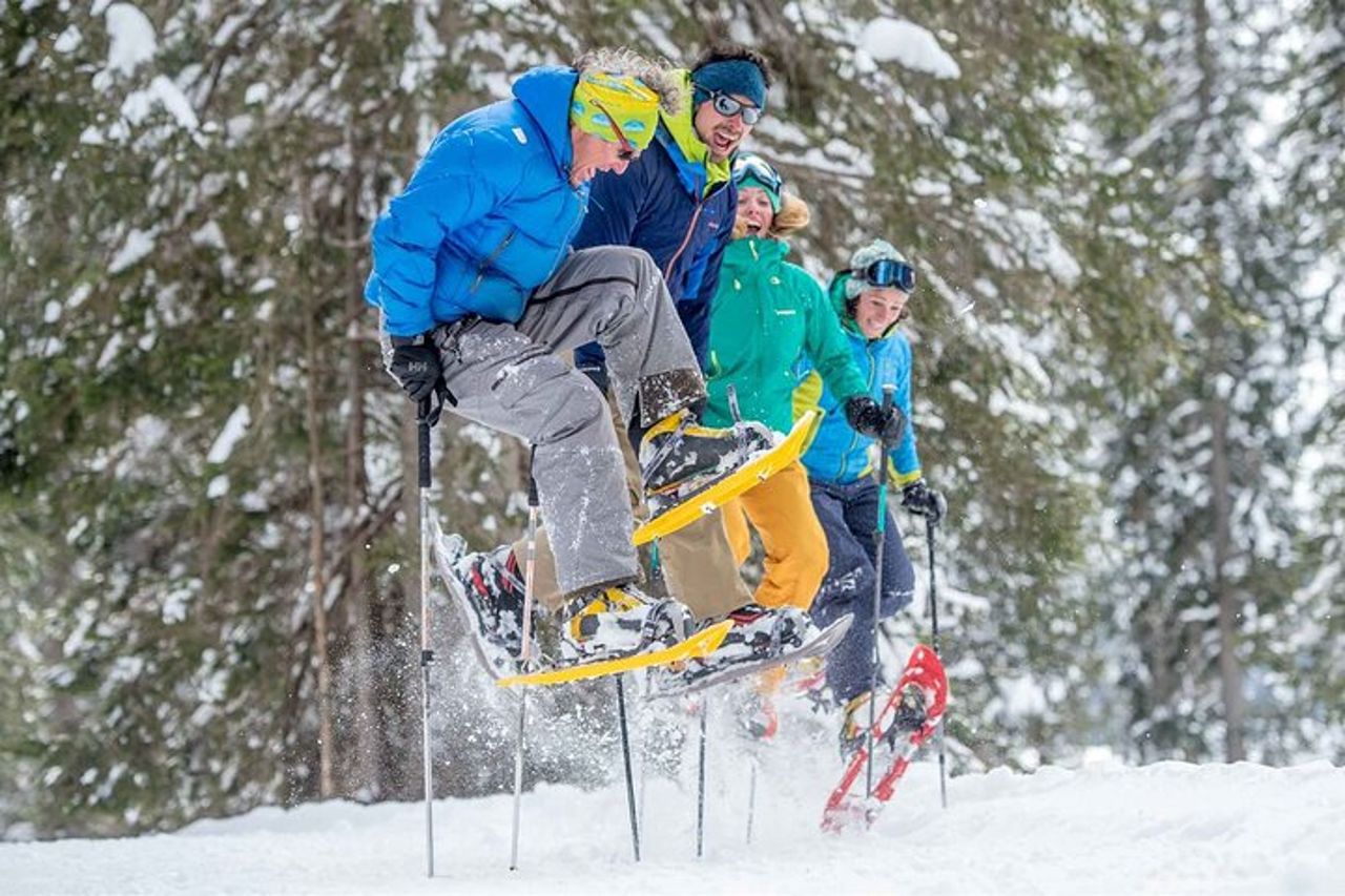3 Ore Ciaspolata in Paganella sulle Dolomiti — 2