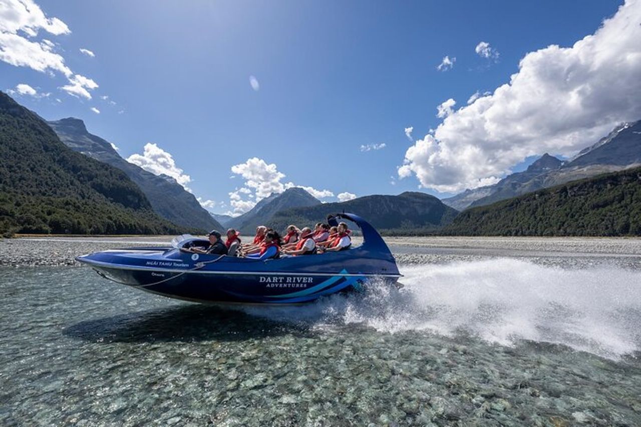 Dart River Jet Boat e esperienza nella natura selvaggia — 5