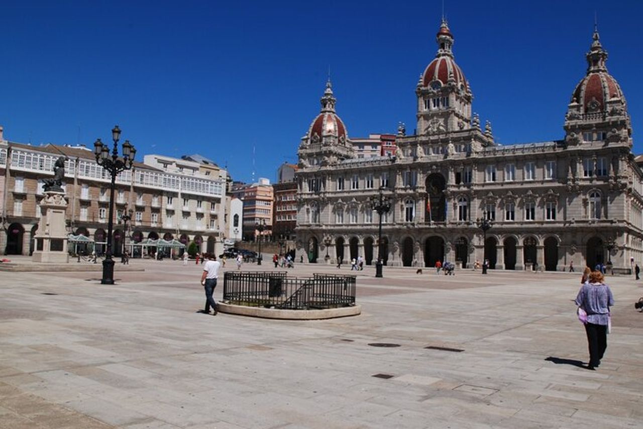 Tour autoguidato di caccia al tesoro e attrazioni di A Coruña — 3