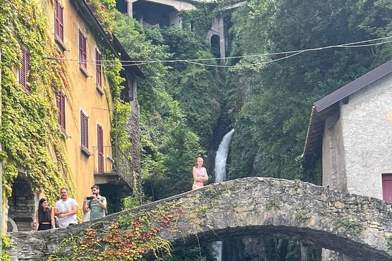 1 and a half hour private boat tour on Lake Como — 8